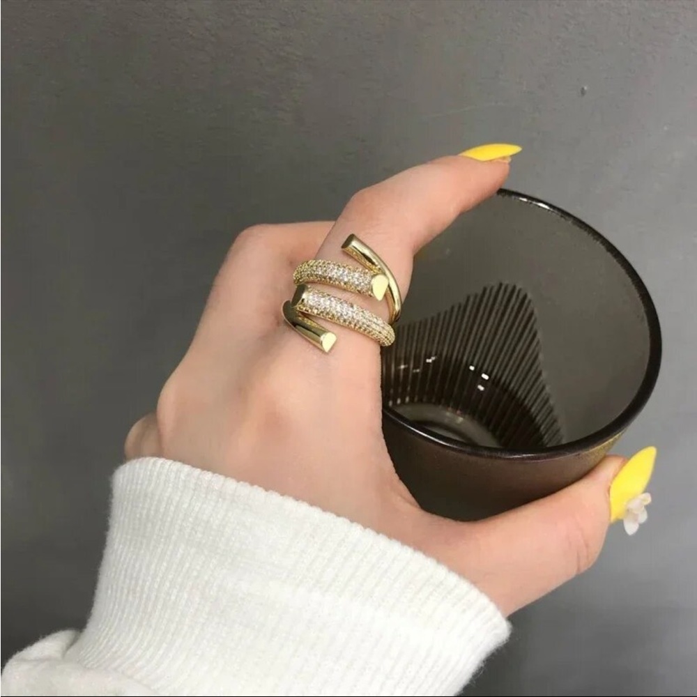 •Silver• New Luxury Rings - Picture 4 of 12